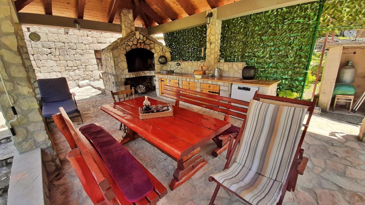 Holiday Home With A Private Pool Podspilje  Exterior foto